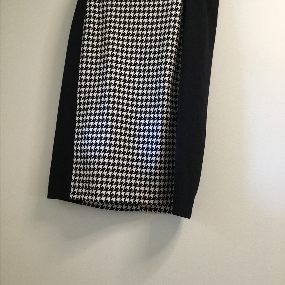 MICHAEL Michael Kors Black and White Midi Pencil Skirt